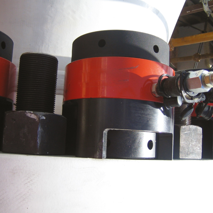 Topside bolt tensioners imperial range type STS Carl Stahl